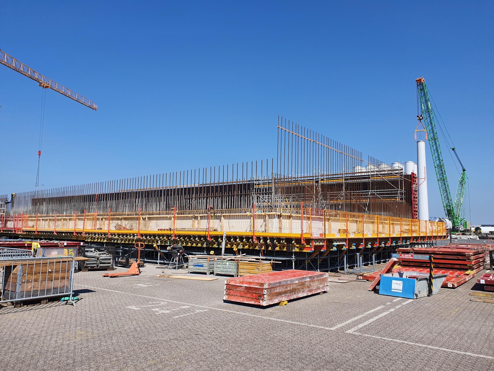 IJ-Boulevard te Amsterdam 2021